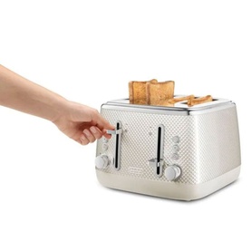 Luminosa 4 Slice Toaster