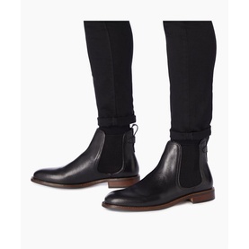 Character Casual Chelsea Boots