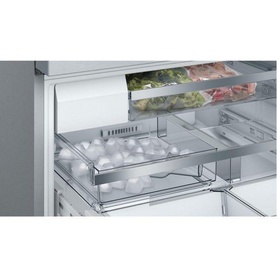 Serie 8 American Style Fridge Freezer
