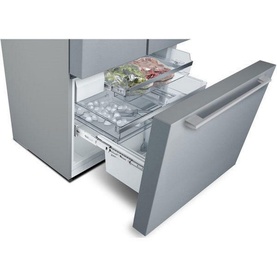 Serie 8 American Style Fridge Freezer