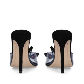 Vanessa Mules