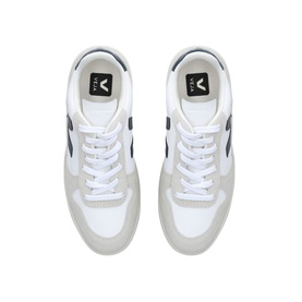 V-10 Lace-Up Trainers