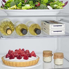 8 Series 609L American Fridge Freezer