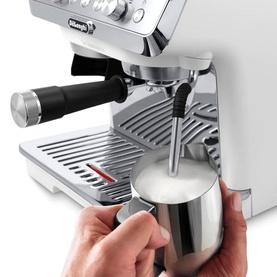 La Specialista Arte Manual Espresso Maker