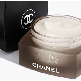Cr&egrave;me Volume