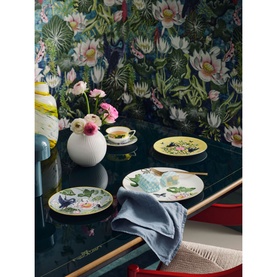 Wonderlust Waterlily Plate 20.6cm