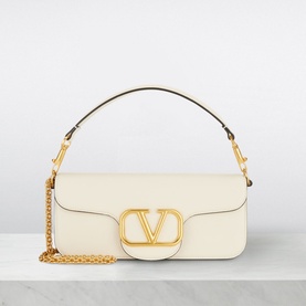 V Logo Chain Shoulder Bag