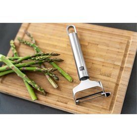 PRO 18-10 Stainless Steel Swivel Peeler