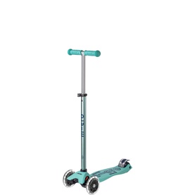 Maxi Micro LED Scooter