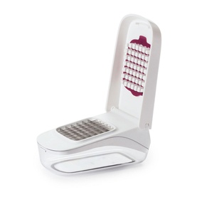 Good Grips Vegetable Chopper With Easy-Pour Opening