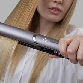 New Proluxe Hair Straightner