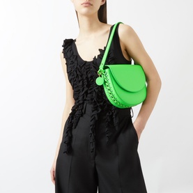 Frayme Medium Flap Shoulder Bag