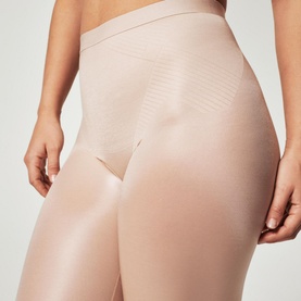 SPANXshape&trade; Invisible Capri Leggings