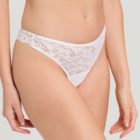 Moments Lace Thong