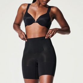 SPANXsculpt&trade; OnCore Mid-Thigh Shorts