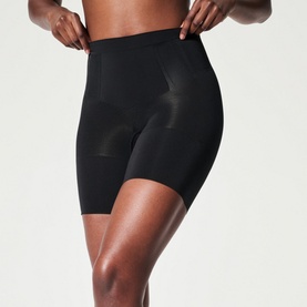 SPANXsculpt&trade; OnCore Mid-Thigh Shorts