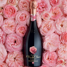 Petalo Moscato Spumante Dolce Gift Box 750ml