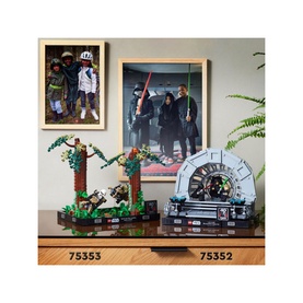 Emperor's Throne Room&trade; Diorama