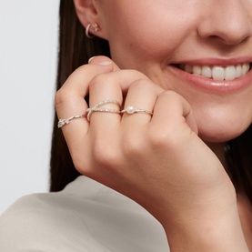 Pearl With White Stones Ring