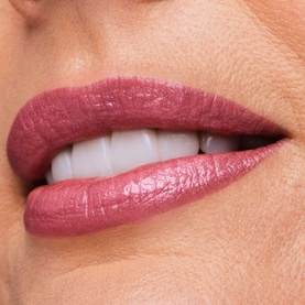 Pure Color Hi-Lustre Lipstick