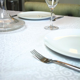 Avondale' Damask Tablecloth 72x90"