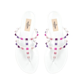 Rockstud Thong Sandals