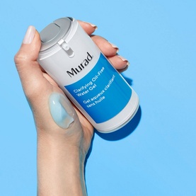 Clarifying Oil-Free Water Gel