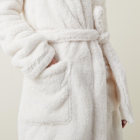 Aarti Fluffy Robe