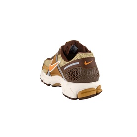 Zoom Vomero 5 Trainers