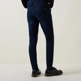 Paxtyn Skinny Tapered Jeans