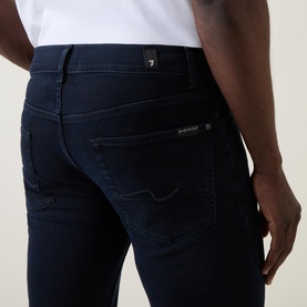 Standard Mid-Rise Straight Leg Jeans