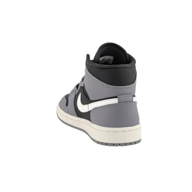 Air Jordan 1 Mid Trainers