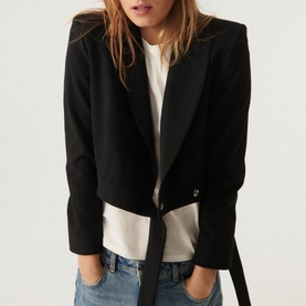 Esta Blazer