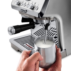 La Specialista Arte Evo Cold Brew Bean To Cup Coffee Machine