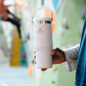 The Rose Quartz Classic IceFlow&trade; Flip Straw Tumbler 0.89L