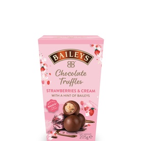 Strawberry & Cream Truffle Box 205g