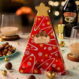 Chocolate Tin Christmas Tree 230g