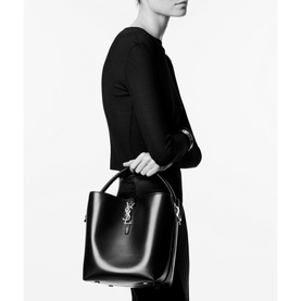 Le 37 Shiny Leather Bucket Bag