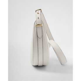 Arqu&eacute; Leather Shoulder Bag