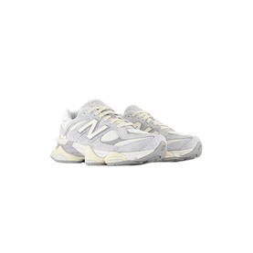 9060 Trainers