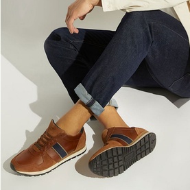 Treck Stripe-Detail Trainers