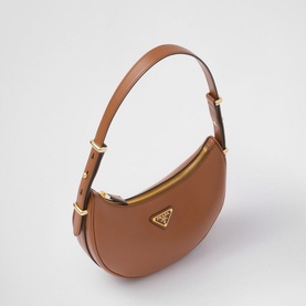 Arqu&eacute; Leather Shoulder Bag
