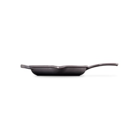 Signature Cast Iron Frying Pan With Metal Handle 23cm
