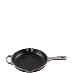 Signature Cast Iron Frying Pan With Metal Handle 23cm