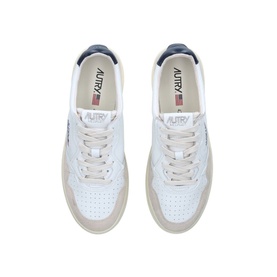 Medalist Low-Top Trainers