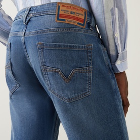 1985 Larkee Mid-Rise Straight Leg Jeans