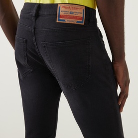 2019 D-Strukt Slim Jeans