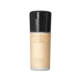 Studio Radiance Serum-Powered&trade; Foundation