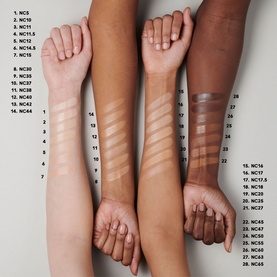 Studio Radiance Serum-Powered&trade; Foundation