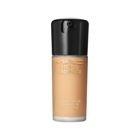 Studio Radiance Serum-Powered&trade; Foundation